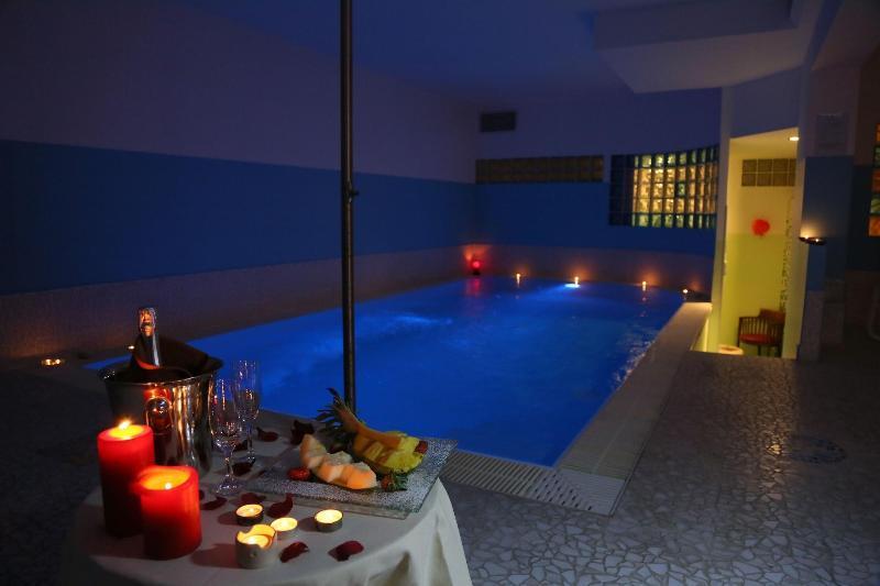 Hotel Cristina Rocca San Giovanni Extérieur photo