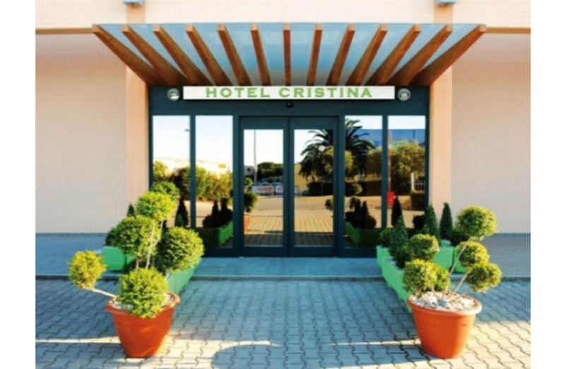 Hotel Cristina Rocca San Giovanni Extérieur photo