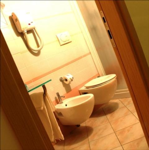 Hotel Cristina Rocca San Giovanni Extérieur photo