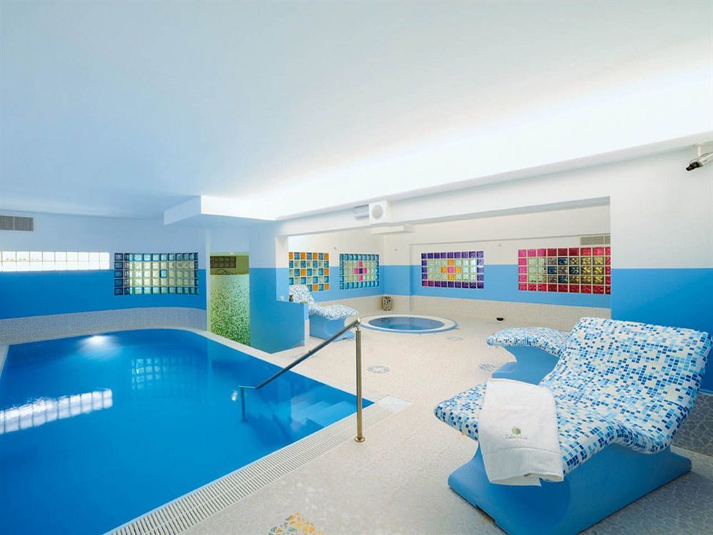 Hotel Cristina Rocca San Giovanni Extérieur photo